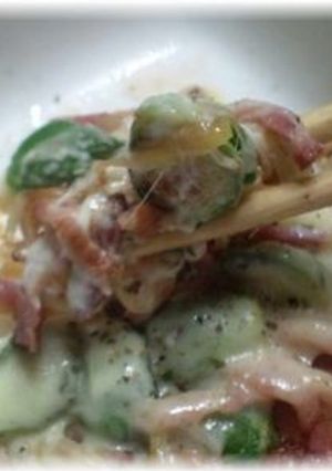 芽キャベツとベーコンのチーズ焼き-レシピのメイン写真
