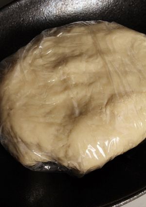こねて寝かしてモチモチしっとり♪餃子の皮-レシピのメイン写真