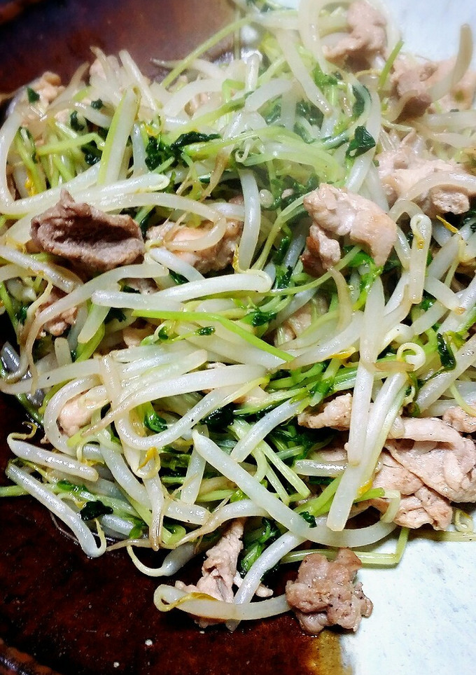 豚肉と豆苗ともやしのオイスター炒め-レシピのメイン写真