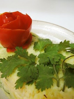 トマトの皮の薔薇飾り-レシピのメイン写真