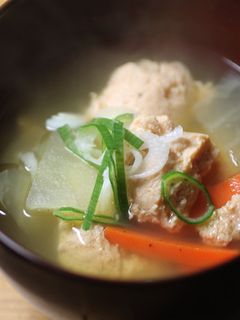 鮭と豆腐のふわふわつみれ汁-レシピのメイン写真