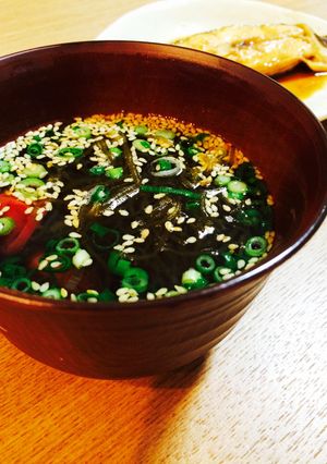 即席ヘルシー!昆布茶deもずく梅スープ-レシピのメイン写真