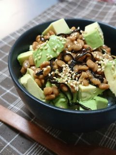 5分で朝ごはん!アボカド納豆丼-レシピのメイン写真