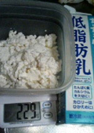 低脂肪乳で＜カッテージチーズ＞-レシピのメイン写真