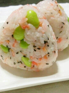 枝豆と干し海老でおにぎり~-レシピのメイン写真
