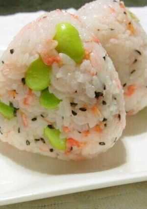 枝豆と干し海老でおにぎり～-レシピのメイン写真