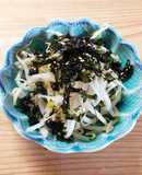コストコの韓国海苔で！モヤシサラダ