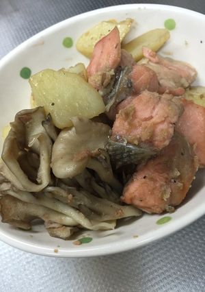 鮭とジャガイモのバター風味-レシピのメイン写真