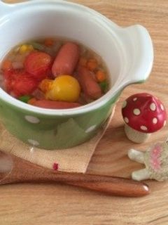 プチトマトとウィンナーのコンソメスープ-レシピのメイン写真