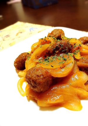 簡単5分♩ミートボールと玉ねぎの炒め物★-レシピのメイン写真