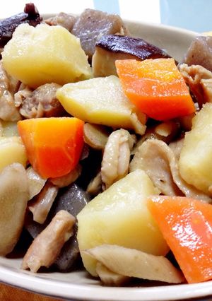 鶏肉じゃがいも人参ごぼう椎茸のうま煮-レシピのメイン写真
