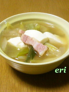 ネギとベーコンと豆腐のスープ-レシピのメイン写真
