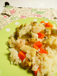 簡単☆炊飯器deシーフードピラフ-レシピのメイン写真