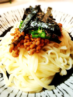 バターが決め手!簡単、絶品、納豆うどん♪-レシピのメイン写真