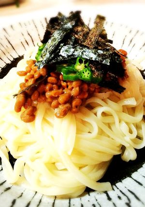 バターが決め手！簡単、絶品、納豆うどん♪-レシピのメイン写真
