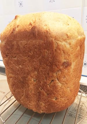 ♡塩麹使用♡グラハム粉とふすまの食パン-レシピのメイン写真