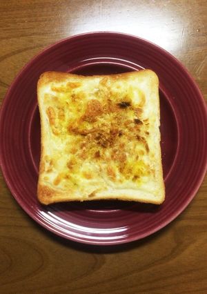 サクサクとろーりカレーチーズトースト-レシピのメイン写真