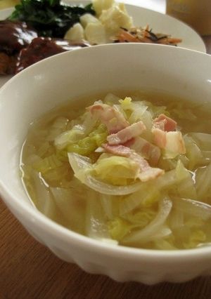 白菜とベーコンのスープ-レシピのメイン写真