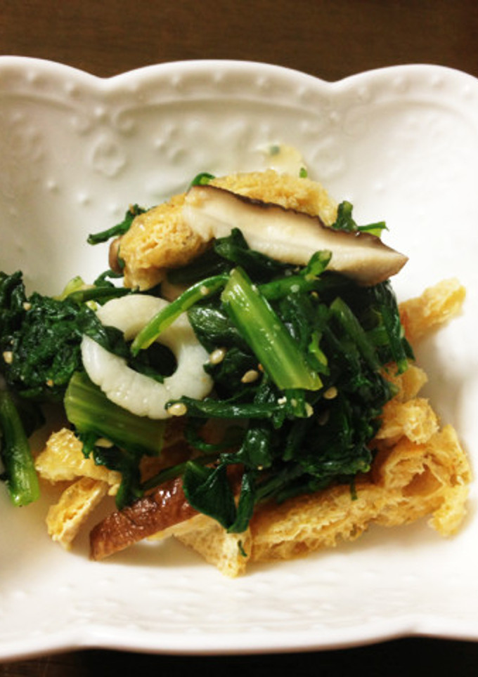 春菊と焼き(あげ、椎茸)の和え物-レシピのメイン写真