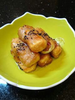 豚バラの肉巻き豆腐♥ウマウマ節約レシピ-レシピのメイン写真