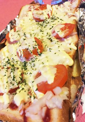 ボリューム満点ピザトースト-レシピのメイン写真