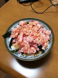 マグロ丼-レシピのメイン写真