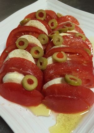 男の手料理♪トマトとモッツァレラのサラダ-レシピのメイン写真