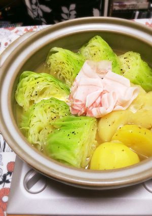 【話題入り】じゃが芋キャベツの塩バター鍋-レシピのメイン写真