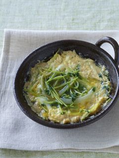 豆苗とたまねぎの卵とじ-レシピのメイン写真
