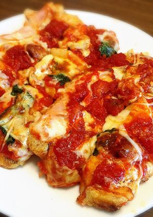 油揚げとお餅のシンプルピザ-レシピのメイン写真