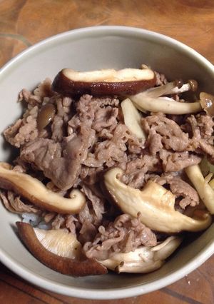 つゆだく!バターきのこ牛丼-レシピのメイン写真