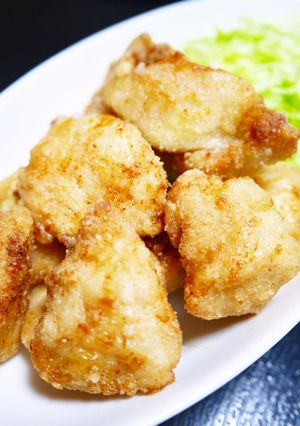 昆布茶で旨みUP！鶏胸肉の柔らか塩唐揚げ-レシピのメイン写真