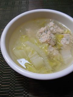 梅昆布茶で 鶏つくねのスープ-レシピのメイン写真