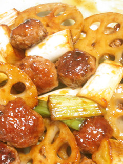 簡単だよ!蓮根と肉団子の照り焼き-レシピのメイン写真