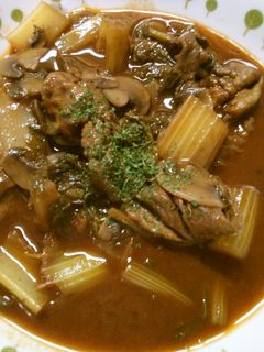 牛肉 セロリ マッシュルームの 炒め煮♪-レシピのメイン写真