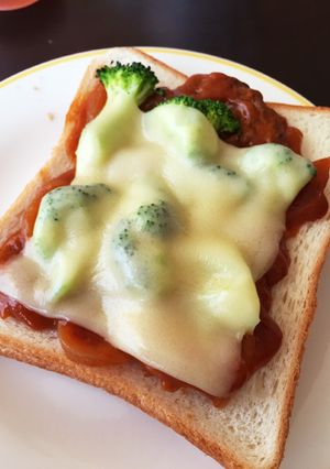 朝食に☆ハヤシライストースト-レシピのメイン写真