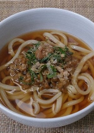 簡単〰あったか梅しそ納豆うどん-レシピのメイン写真