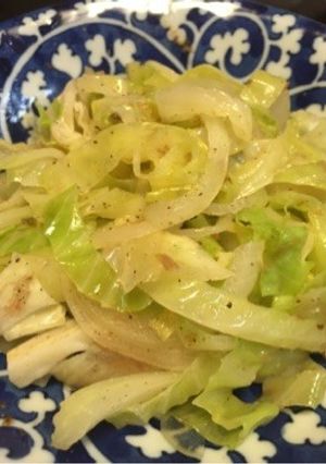 キャベツと玉ねぎのゴマ風味和え-レシピのメイン写真
