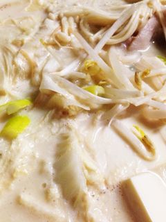 豚バラと白菜もやしたっぷりとろとろ豆乳鍋-レシピのメイン写真