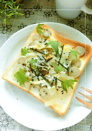 玉ねぎごんぼのごま塩レモントースト-レシピのメイン写真