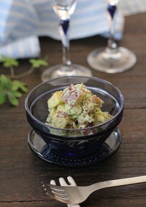 薩摩芋とアボカドとクリームチーズのサラダ-レシピのメイン写真