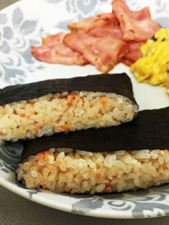 鮭のおにぎらず♡-レシピのメイン写真