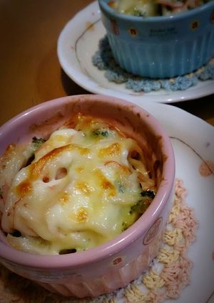 ブロッコリーのチーズココット焼き-レシピのメイン写真