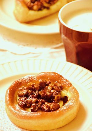 カラメルくるみのクリームチーズパン-レシピのメイン写真