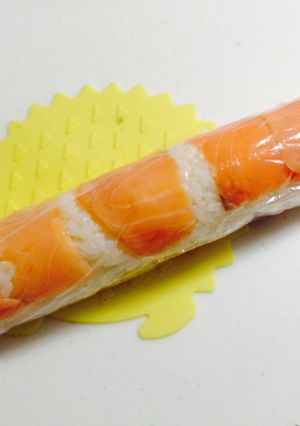 スモークサーモンの棒寿司☆-レシピのメイン写真