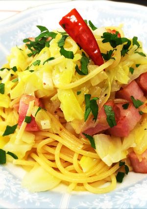 キャベツとベーコンのペペロンチーノ-レシピのメイン写真