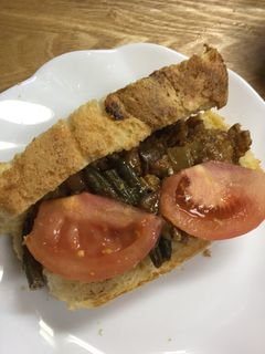 リメイク・煮込みハンバーグサンド-レシピのメイン写真