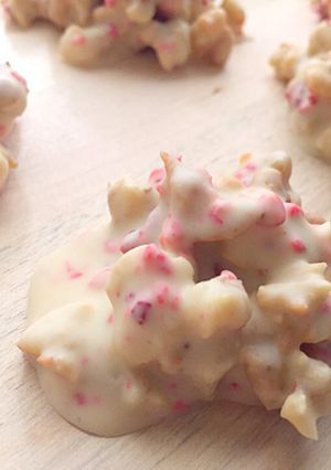 VDにも！簡単ホワイトチョコグラノーラ♪-レシピのメイン写真
