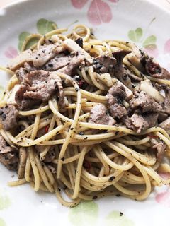 豚肉とエリンギの黒胡麻パスタ-レシピのメイン写真
