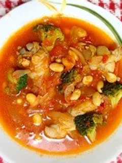 鶏手羽元と大豆のトマト煮込み-レシピのメイン写真